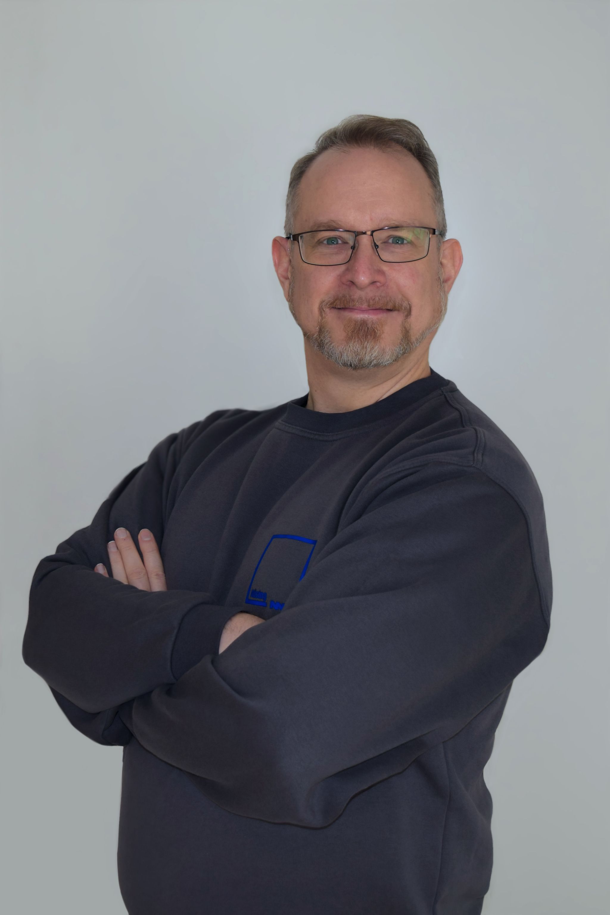 Sven                                               Reich                                             